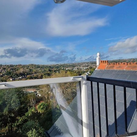 West Hill Retreat Seaview Balcony Chic Loft Studio & Free Parking 哈斯丁 外观 照片